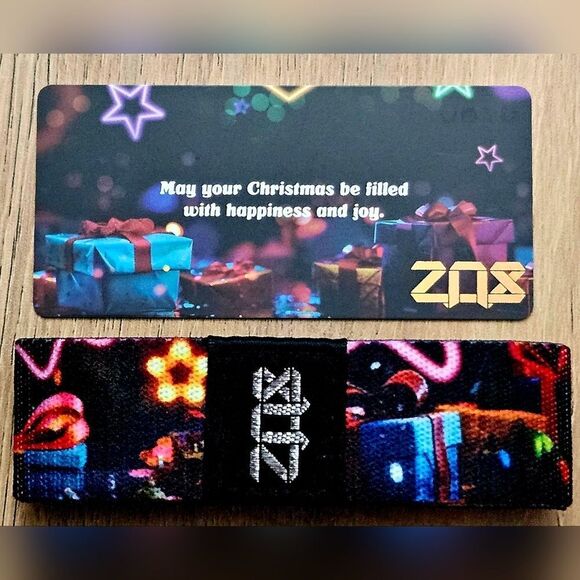 ZOX "DUCK THE HALLS" #781 RUBBER DUCKY CHRISTMAS BLOG COLLECTIBLE Wristband - Picture 2 of 11